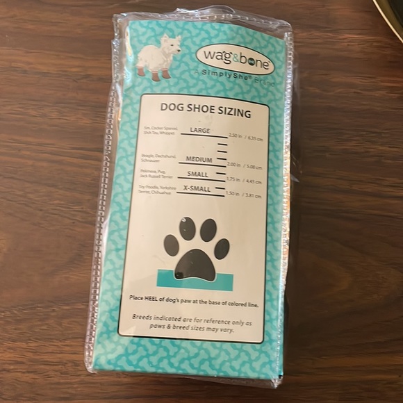 NWT Wag & Bone Sparkly Pink X-Small Dog Booties - Picture 2 of 4